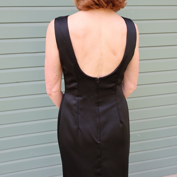 Full length black formal sheath gown, medium - Picture 3 of 3